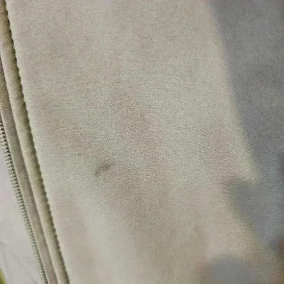 Andrew Marc Women's Water-Repellent Jacket with Detachable Hood - Picture 5 of 6